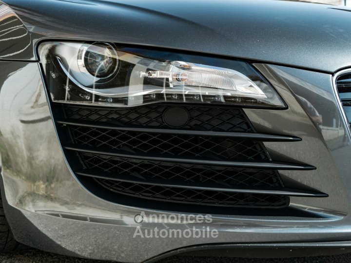 Audi R8 V8 42 420 ch - 34