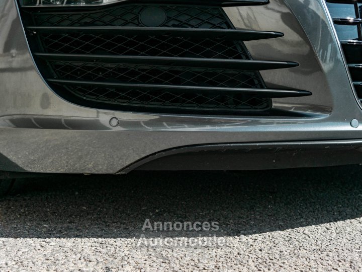 Audi R8 V8 42 420 ch - 35