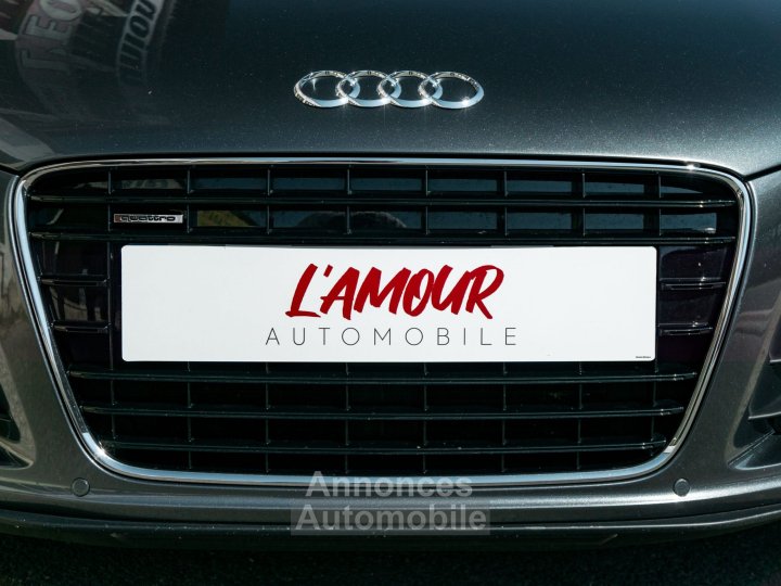Audi R8 V8 42 420 ch - 36