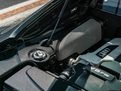Audi R8 V8 42 420 ch   - 45