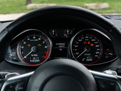 Audi R8 V10 52 525 ch   - 9