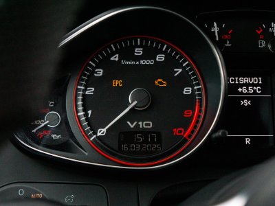 Audi R8 V10 52 525 ch   - 13