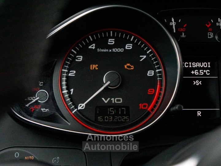 Audi R8 V10 52 525 ch - 13