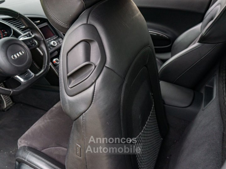 Audi R8 V10 52 525 ch - 23