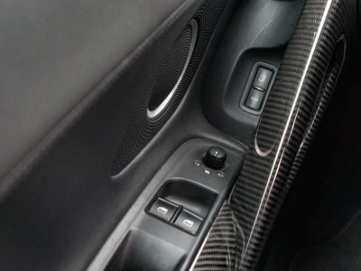 Audi R8 V10 52 525 ch   - 24