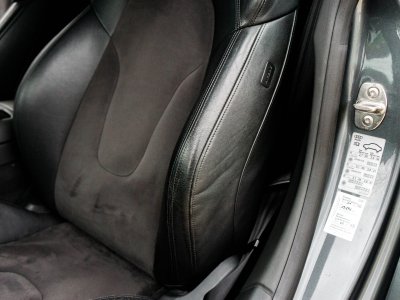 Audi R8 V10 52 525 ch   - 32