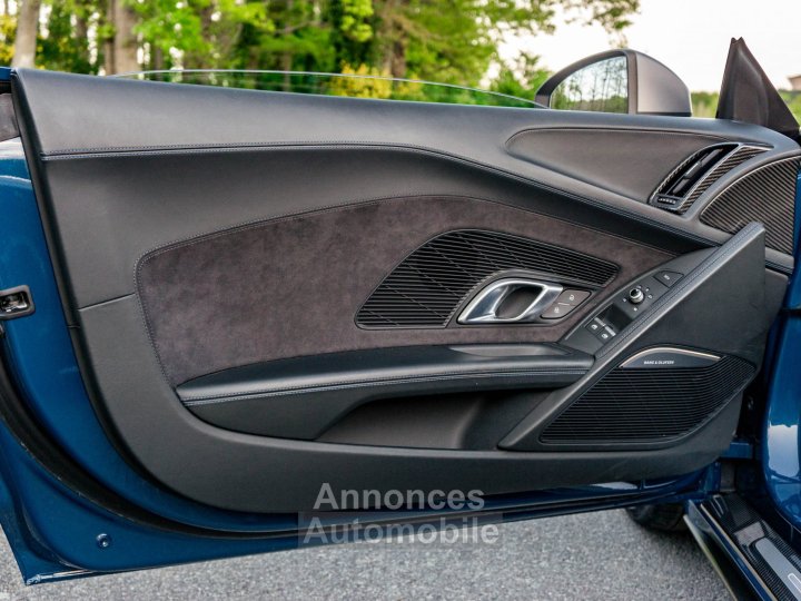 Audi R8 Spyder Performance 52 620 ch - 11