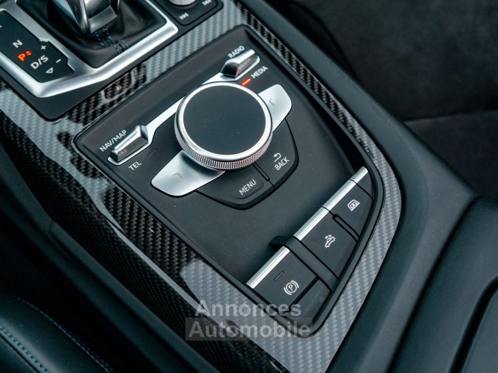 Audi R8 Spyder Performance 52 620 ch - 22