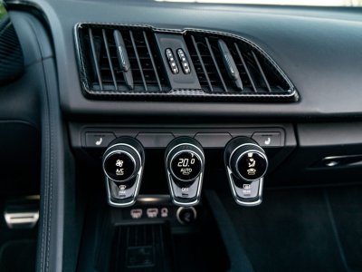 Audi R8 Spyder Performance 52 620 ch   - 23