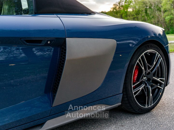 Audi R8 Spyder Performance 52 620 ch - 37
