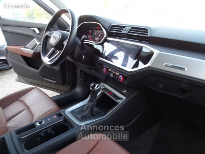 Audi Q3 35 TFSI 150CH S LINE TRONIC 7- Jtes 21 LED Attache remoque - 22