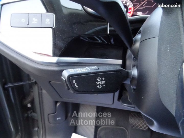 Audi Q3 35 TFSI 150CH S LINE TRONIC 7- Jtes 21 LED Attache remoque - 39