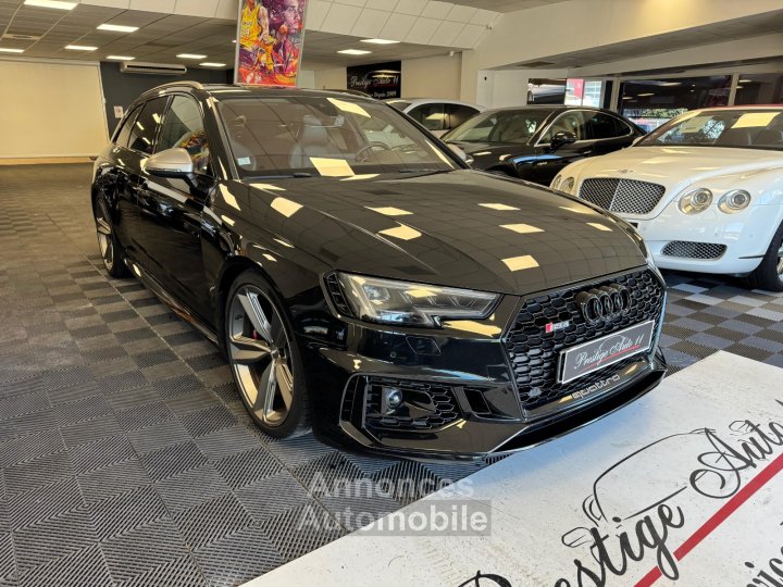 Audi RS4 29 TFSI 450 CV Quattro LOA 699,96 Euros / Mois - 2