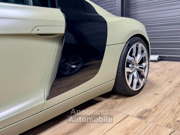 Audi R8 Coupé (2) 42 V8 FSI 430 S tronic 7 - 9