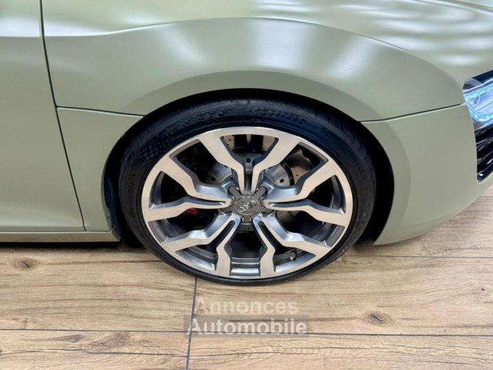 Audi R8 Coupé (2) 42 V8 FSI 430 S tronic 7 - 15