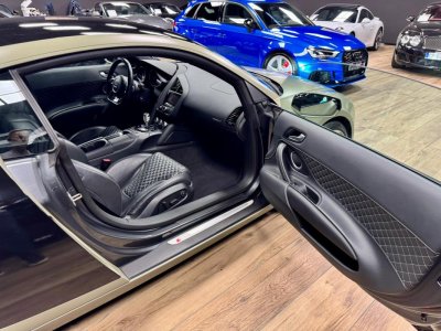 Audi R8 Coupé (2) 42 V8 FSI 430 S tronic 7   - 30