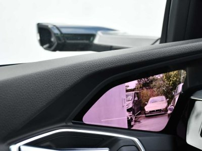 Audi e-tron 50 - LUCHTVERING - CAMERA - SPORTSEATS - LED - CC -   - 11