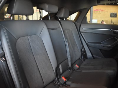 Audi Q3 Sportback 35 TDI 150 ch S tronic 7 Quattro S line   - 13