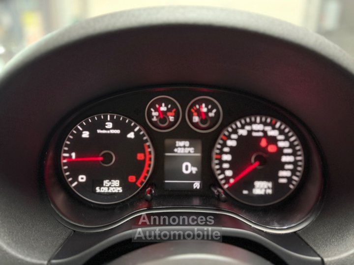 Audi A3 CABRIOLET 20 TDI 140 DPF Ambition Luxe ( DISTRIBUTION OK ) - 30