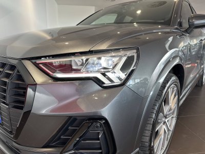 Audi Q3 45 TFSIe 245 ch S tronic 6 S line   - 8