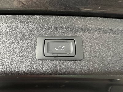 Audi Q3 45 TFSIe 245 ch S tronic 6 S line   - 40