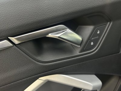 Audi Q3 35 TFSI 150 ch S tronic 7 Design Luxe   - 7