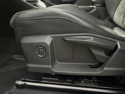 Audi Q3 35 TFSI 150 ch S tronic 7 Design Luxe   - 9