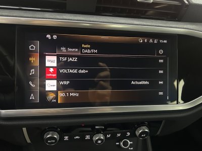 Audi Q3 35 TFSI 150 ch S tronic 7 Design Luxe   - 32