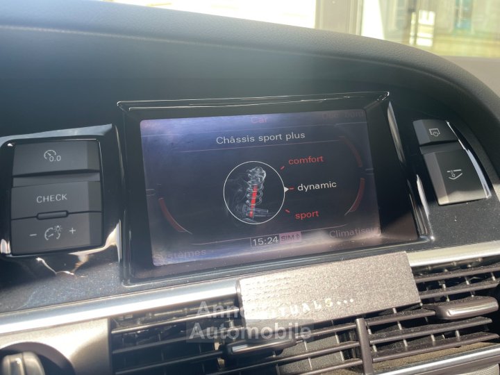 Audi RS6 50 V10 TFSI 580 QUATTRO Tiptronic A / TOIT OUVRANT / SIEGES CHAUFFANTS ELECTRIQUE A MEMOIRE - 29