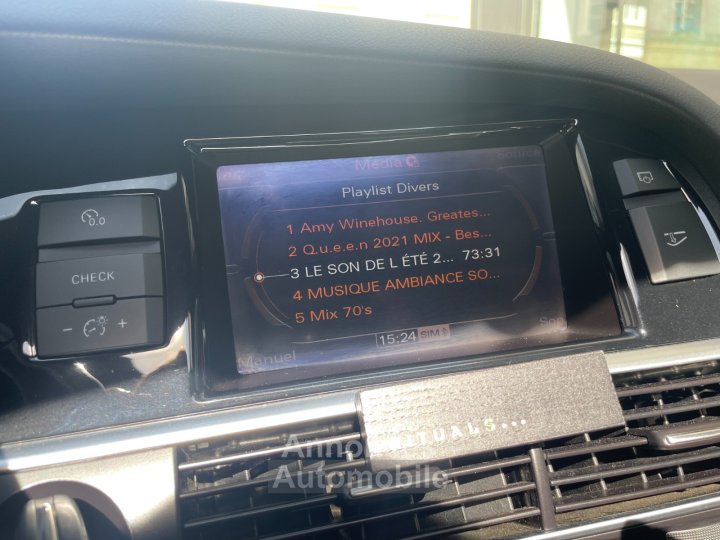 Audi RS6 50 V10 TFSI 580 QUATTRO Tiptronic A / TOIT OUVRANT / SIEGES CHAUFFANTS ELECTRIQUE A MEMOIRE - 32