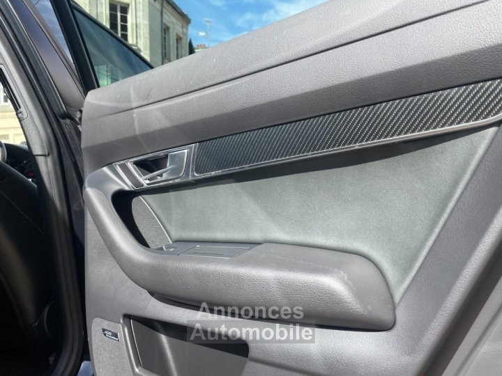 Audi RS6 50 V10 TFSI 580 QUATTRO Tiptronic A / TOIT OUVRANT / SIEGES CHAUFFANTS ELECTRIQUE A MEMOIRE - 50