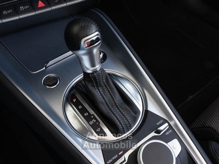 Audi TT Roadster Quattro 20 TFSI 230 S-tronic S-Line - 14