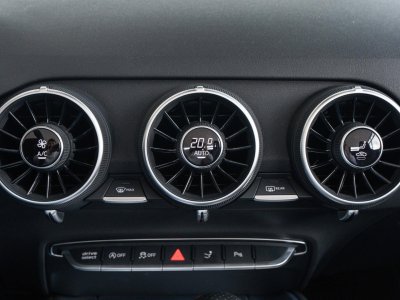 Audi TT Roadster Quattro 20 TFSI 230 S-tronic S-Line - 16