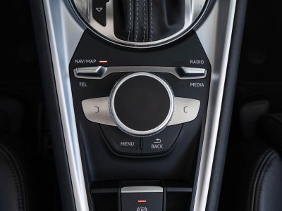 Audi TT Roadster Quattro 20 TFSI 230 S-tronic S-Line - 32