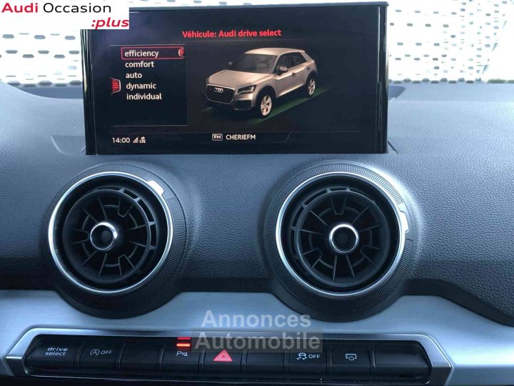 Audi Q2 35 TFSI COD 150 S tronic 7 Midnight Series - 12