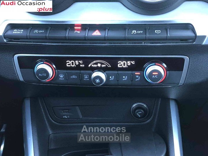 Audi Q2 35 TFSI COD 150 S tronic 7 Midnight Series - 13