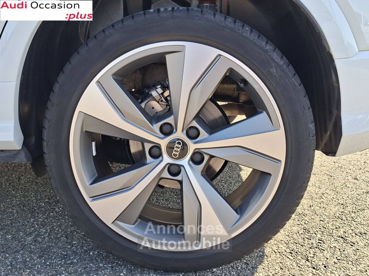 Audi Q2 35 TFSI 150 S tronic 7 Black Edition - 9