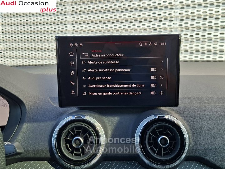 Audi Q2 35 TFSI 150 S tronic 7 Black Edition - 22