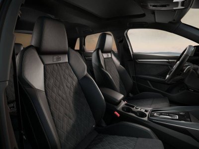 Audi A3 Sportback TFSI e Hybride rechargeable 272 S tronic 6 S line   - 7