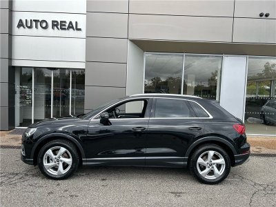 Audi Q3 35 TFSI 150 ch S tronic 7 Design   - 4