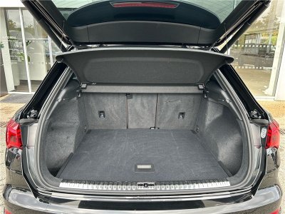 Audi Q3 35 TFSI 150 ch S tronic 7 Design   - 16