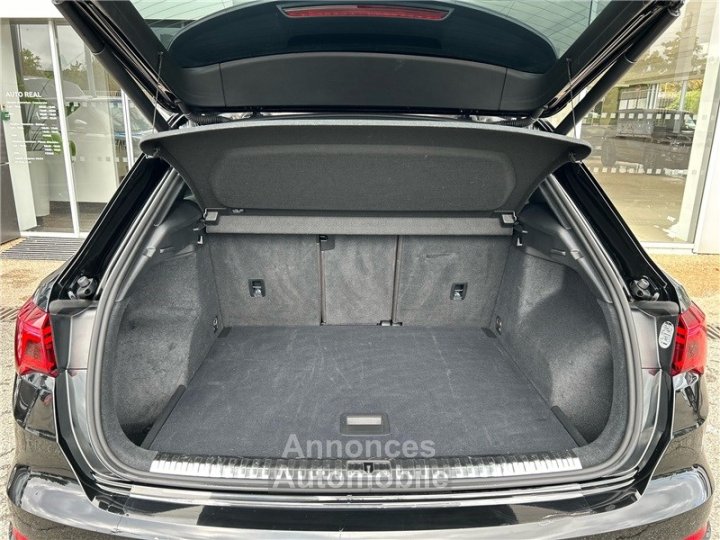 Audi Q3 35 TFSI 150 ch S tronic 7 Design - 16