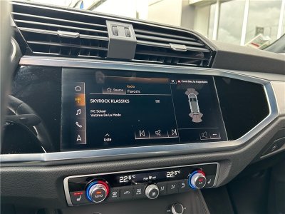 Audi Q3 35 TFSI 150 ch S tronic 7 Design   - 36