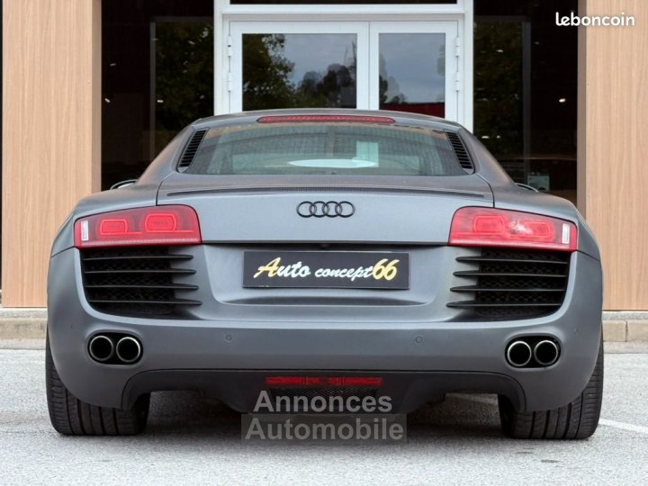 Audi R8 42 FSi 420 ch R TRONIC 6 - 6