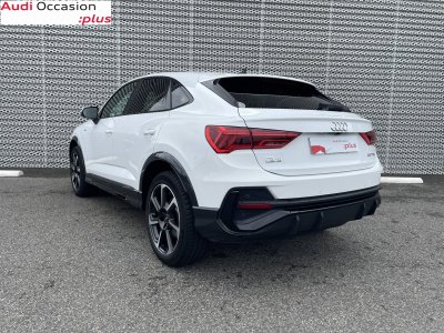 Audi Q3 Sportback 45 TFSIe 245 ch S tronic 6 S line   - 4