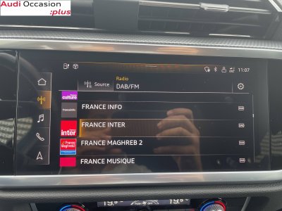 Audi Q3 Sportback 45 TFSIe 245 ch S tronic 6 S line   - 13