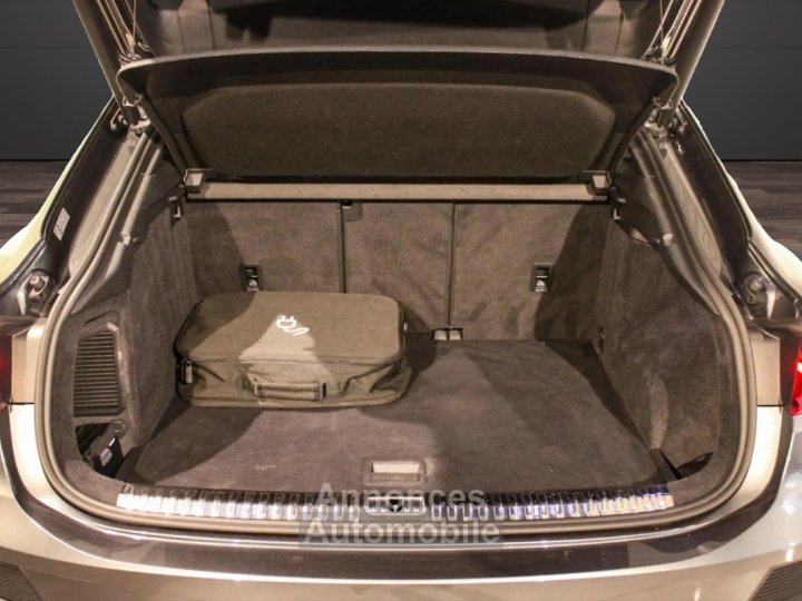 Audi Q3 Sportback 45 TFSI e · 245 ch – S Edition, LED, Sièges chauffants, Virtual Cockpit - 10