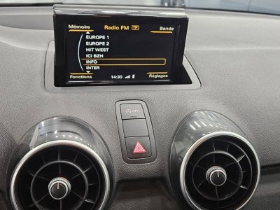 Audi A1 10 TFSI 95ch ultra Ambiente S tronic 7   - 9