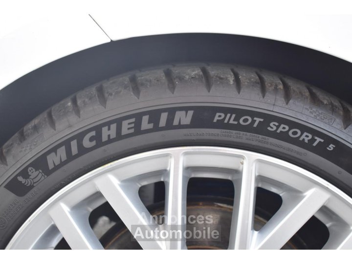 Audi TT 20 TFSI 310 S tronic 6 Quattro - 21