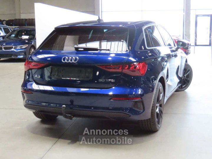 Audi A3 Sportback 30TFSI Stronic - 3